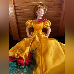 “Belle Watling” From Gone With the Wind Franklin Mint Porcelain Doll.